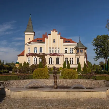Palac Brzezno & Golf Couette-café Oborniki Śląskie