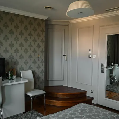 Palac Brzezno & Golf 4* Oborniki Śląskie