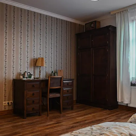 Palac Brzezno & Golf Bed & Breakfast Oborniki Śląskie