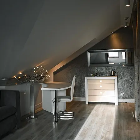 Palac Brzezno & Golf Oda ve Kahvaltı
