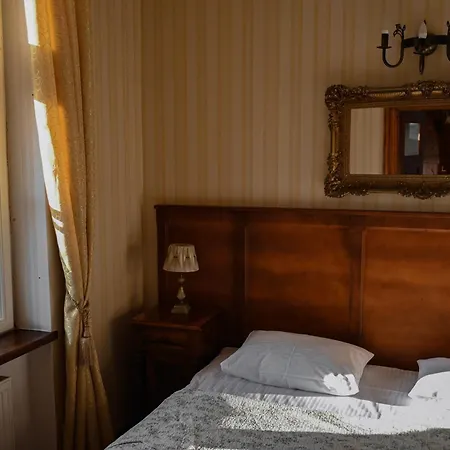 Bed & Breakfast Palac Brzezno & Golf 4*