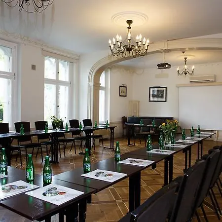 Oda ve Kahvaltı Palac Brzezno & Golf 4*