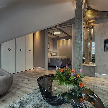 Palac Brzezno & Golf Bed & Breakfast Oborniki Slaskie