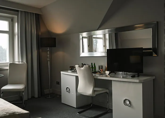 Palac Brzezno & Golf B&B 4*