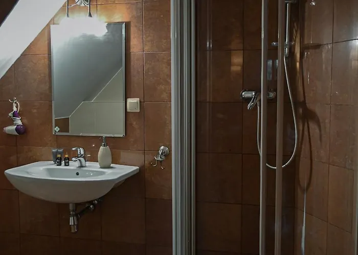 Bed & Breakfast Palac Brzezno & Golf