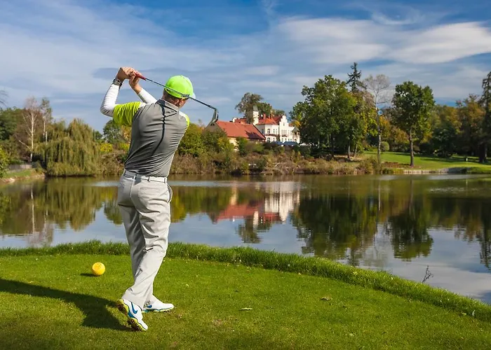 Palac Brzezno & Golf B&B Oborniki Śląskie