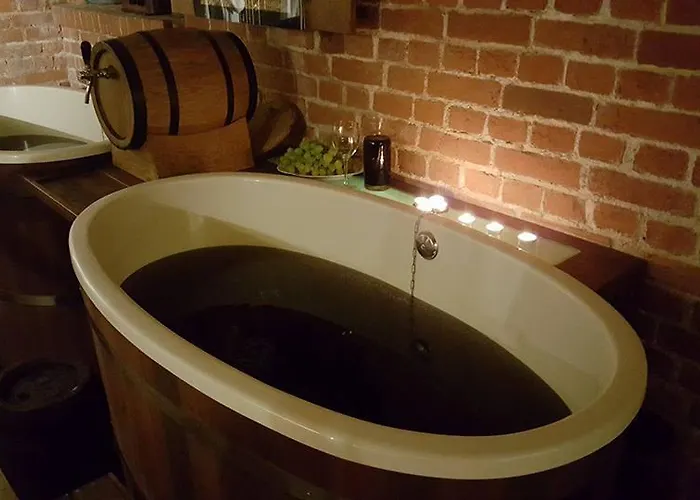 Alojamento de Acomodação e Pequeno-almoço Palac Brzezno & Golf 4*