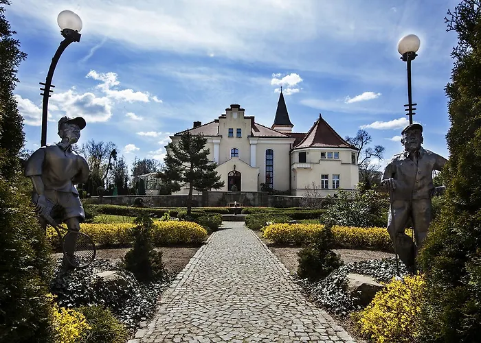 Palac Brzezno & Golf Panzió Oborniki Śląskie